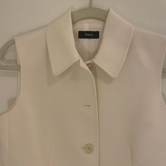 NWOT Theory Tailored Wool-Blend Vest in Ivory, size 0 - Picture 8 of 10
